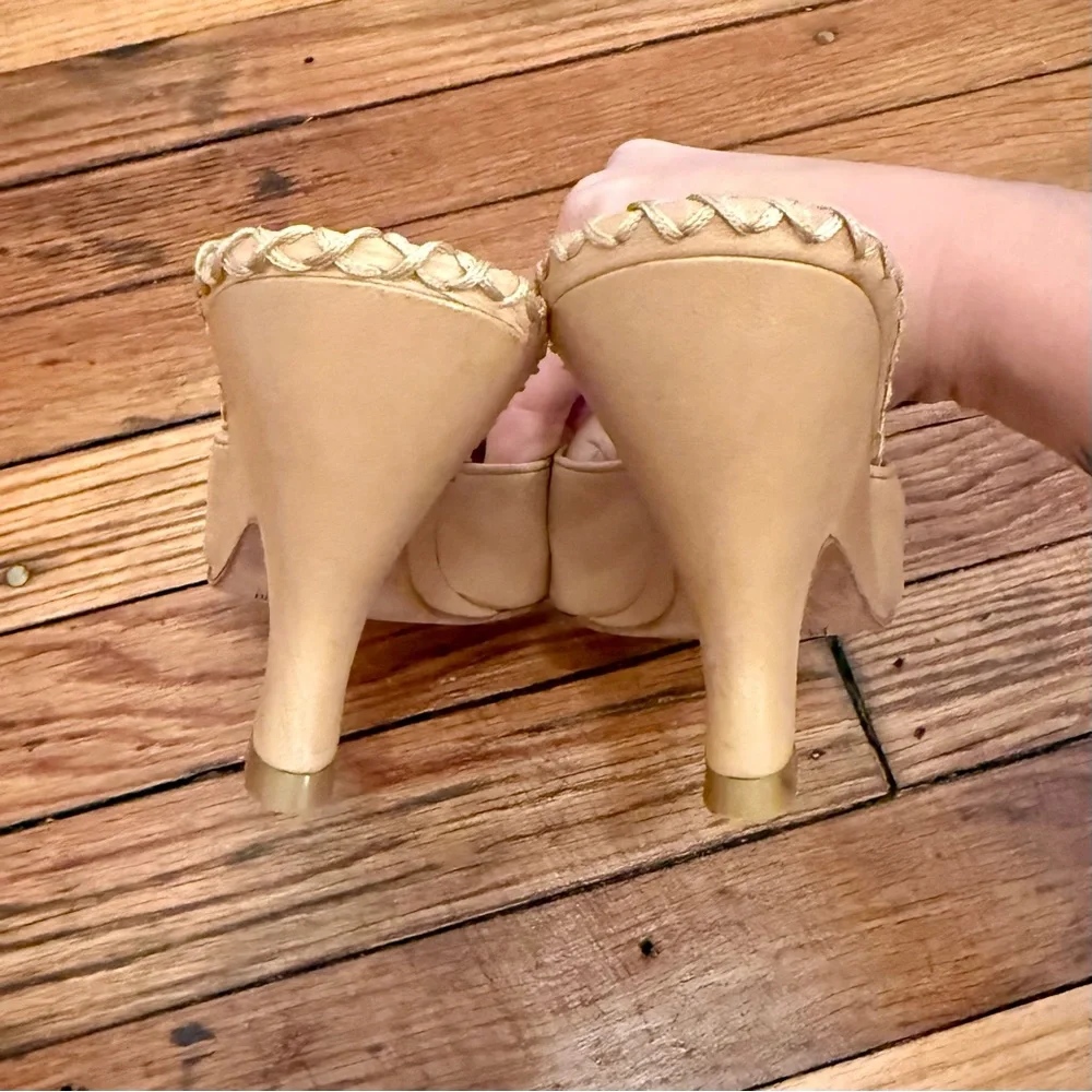 Pelle Moda Tan Leather Heels - Picture 6 of 8